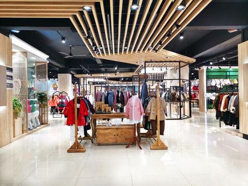 吃瓜熊童装店,萌趣童装，点亮宝宝快乐童年